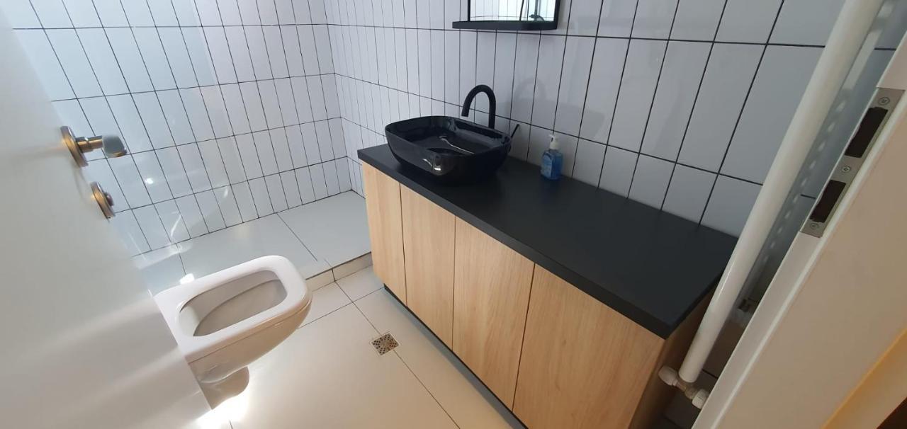 City Center Chic Studio Бухарест Екстер'єр фото